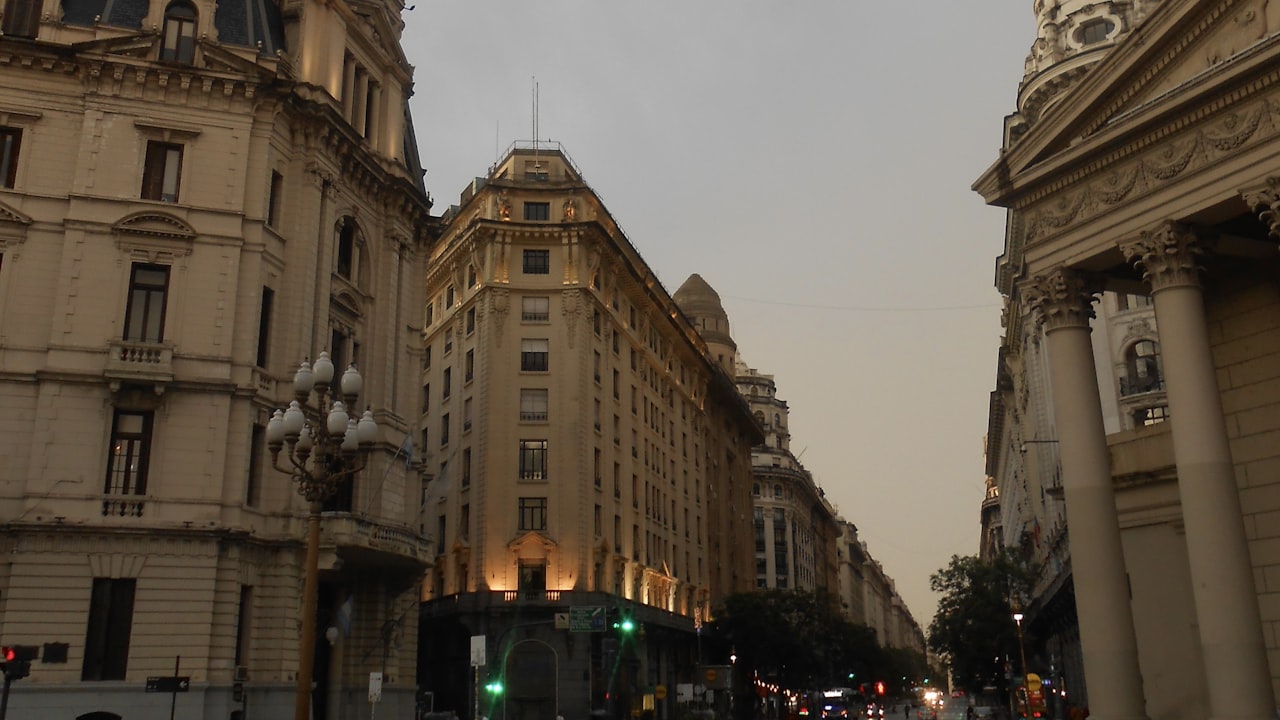 Alerta meteorológica en Argentina: frío, tormentas y Zonda marcan el inicio de agosto