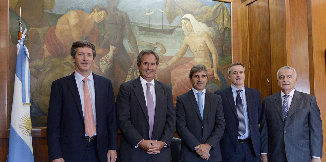 El Gobierno garantiza el pago de vencimientos de deuda inminentes