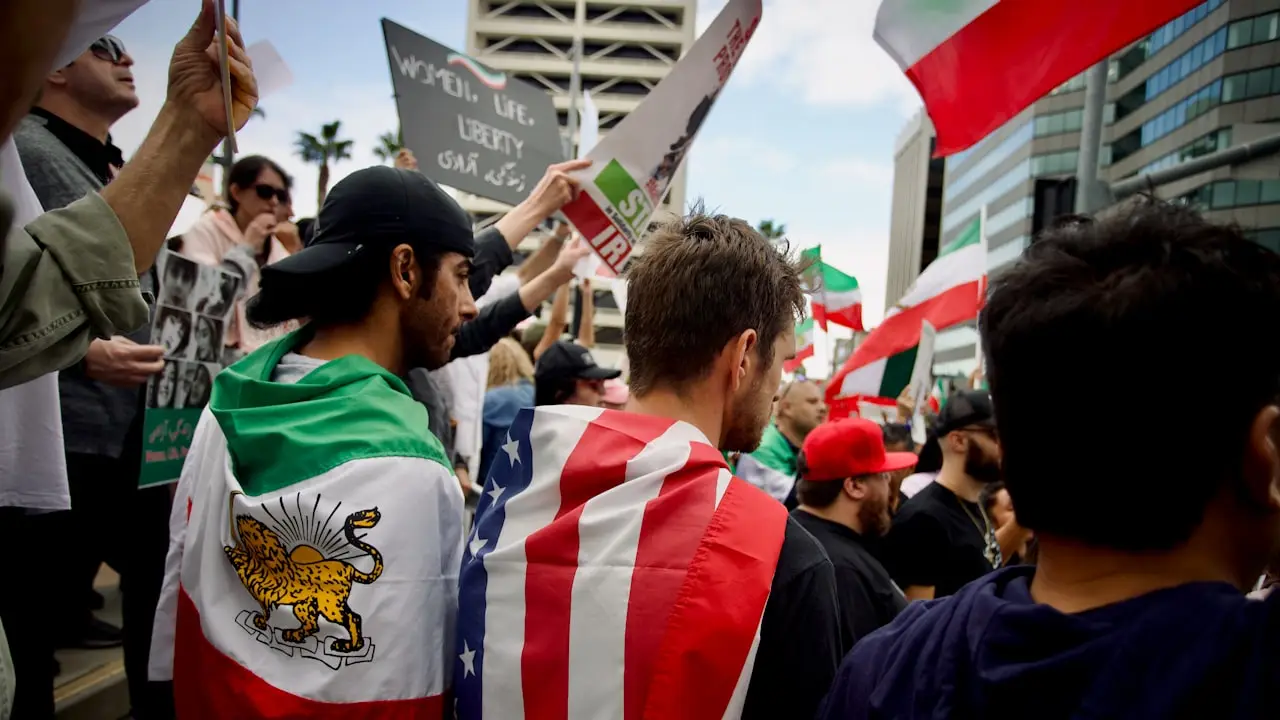 Crece la Tensión: Irán y Estados Unidos Intercambian Ataques