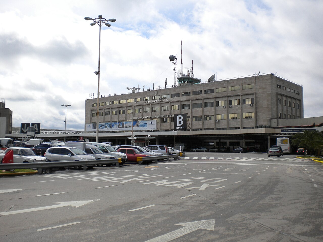 Nueva aerolínea conecta Ezeiza con Europa: más opciones para viajar