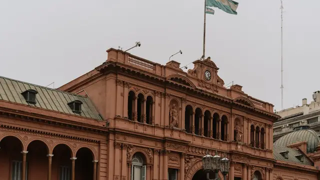Panorama político argentino: Milei, Adorni y un nuevo desafío de Bullrich